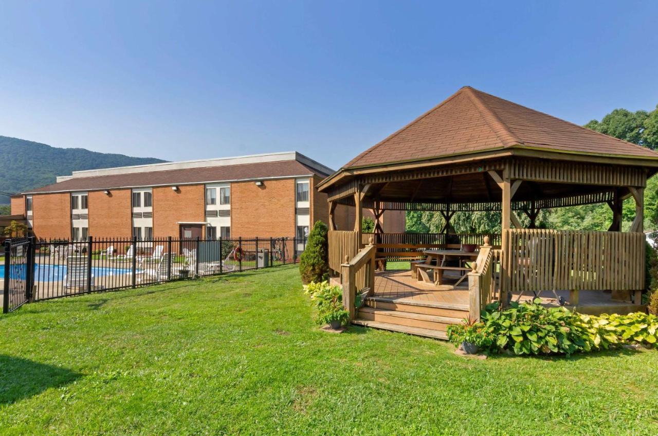Comfort Inn Bluefield Exterior foto